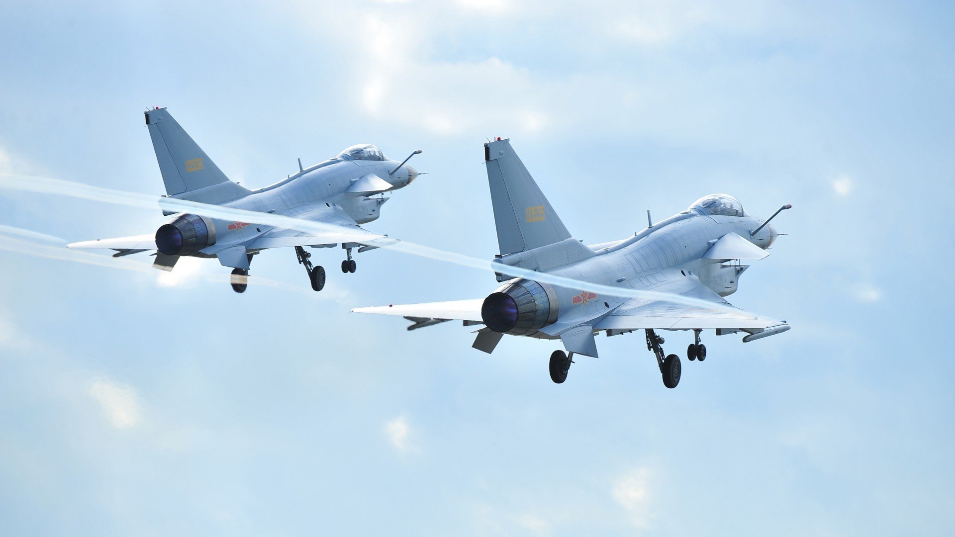 爱游戏电竞官网-中学生篮球比赛观赛人数突破记录展现青少年体育热情，篮球比赛 中学生